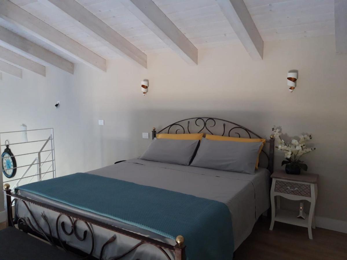 Pollutri La Casa Di Stefania Loftヴィラ エクステリア 写真